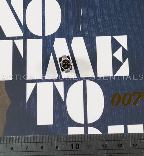 Hot toys james bond 007 - james,