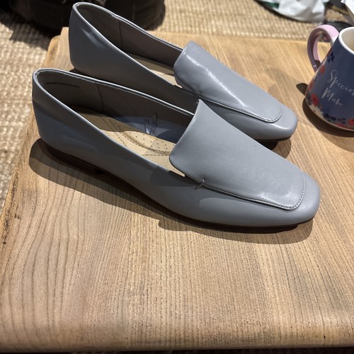 Size grey flat - 7,