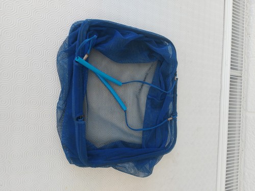 Fishing weighing net good - in,