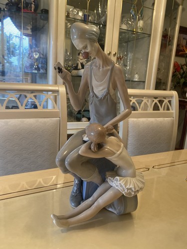 Retired mint condition lladro - condition,