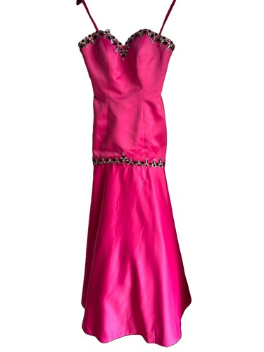 Mori lee hot - lee,