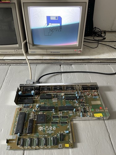 Amiga a500 commodore - amiga,