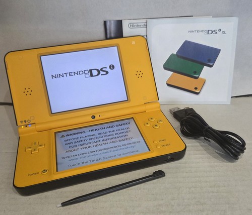 Nintendo dsi console - nintendo,