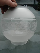 SPARE RAISED DECORATEDETCHED GLASS GLOBE SHADE FOR DUPLEX OIL LAMP 4 INCH FITTER