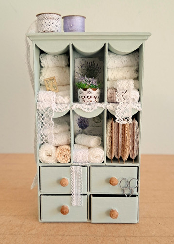 Miniature lace wall - miniature,