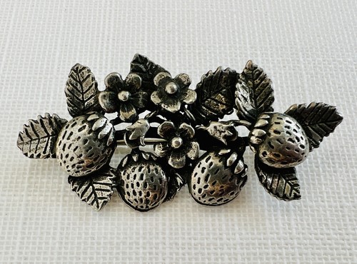 Vintage 1980s silver scenes - vintage,