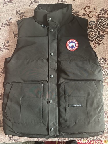 Canada goose body - canada, warmer