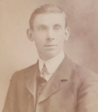 CDV Photo Young Man Suit Fashion Skillman Studio Shepherds Bush London