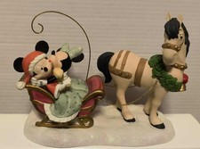 DISNEY SHOWCASE "Merry