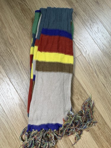 Doctor who scarf - who, coloured