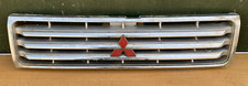 1998 MITSUBISHI SHOGUN / PAJERO GLS FRONT GRILLE *DAMAGED ITEM*