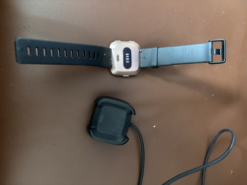 Fitbit versa - versa, 2