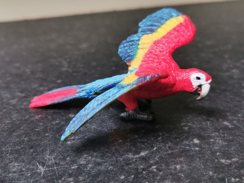 Schleich scarlet macaw - scarlet,
