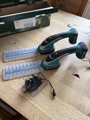 Bosch cordless hedge shear - 2,