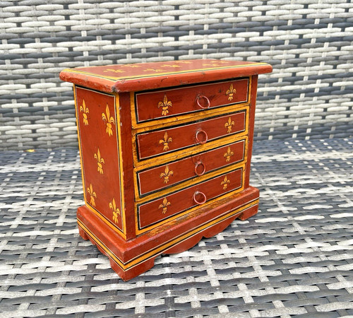 Vintage miniature wooden chest - miniature,