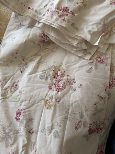 Laura ashley vintage floral - laura,