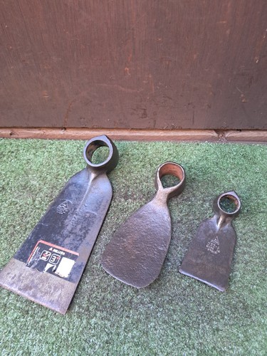 Vintage garden hoe heads - x3,