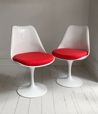 Pair Of Tulip White Gloss Chairs With Red Fabric Seats / Eero Saarien