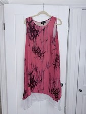Saloos Pink & Black Abstract