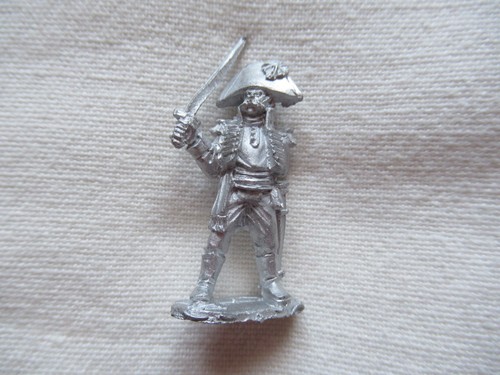 Spanish officer the - officer,