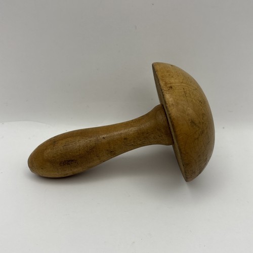 Vintage wooden darning - vintage,