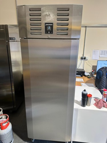 Precision upright commercial - upright,