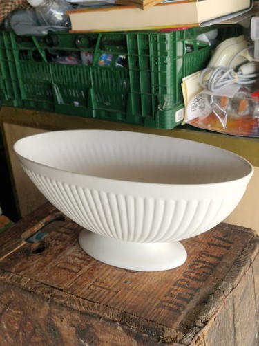 Vintage 1953 large wedgwood - vintage,