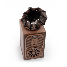 Retro tall gramophone speaker - tall,