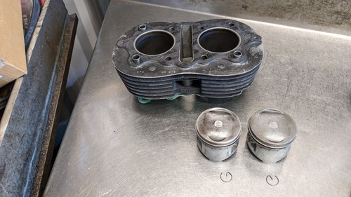 Yamaha xs400 engine cylinder - yamaha,
