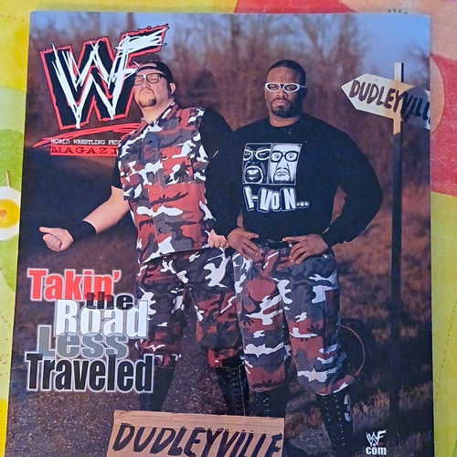 Wwf wwe magazine - wwf, wrestling