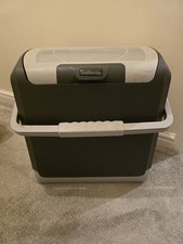 Halfords 19L Electric Coolbox Box. Electric Don't Work