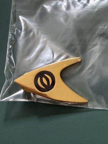 Star trek pin badge - star,