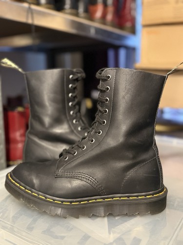 Martens 1490 ripple - 1490, hole