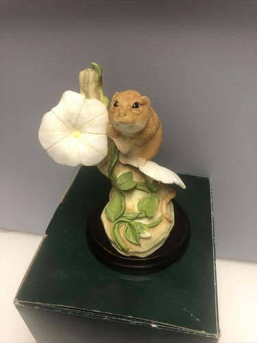 Teviotdale mouse and columbine - and,