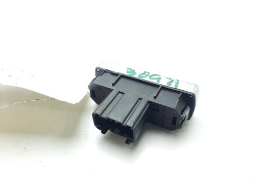 6m2t2c418ac button 8083433 - 6m2t2c418ac,