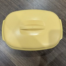 VINTAGE Tupperware Microwave
