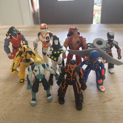 Action man atom figures - man,