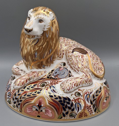 Royal crown derby paperweight - royal,