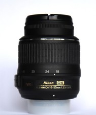 Nikon AF-S DX Nikkor 18-55mm F3.5-5.6G VR Zoom Lens - Very Good Condition