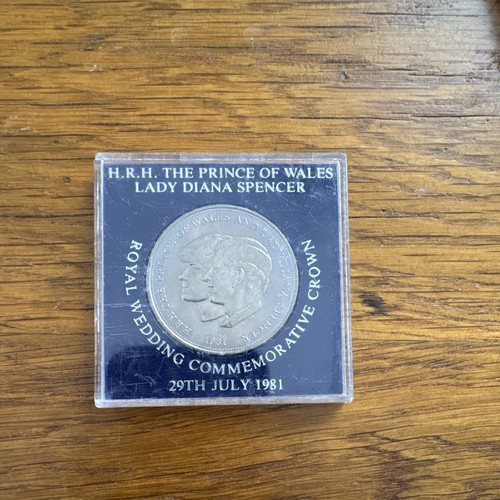 1981 royal wedding crown - wedding, coin