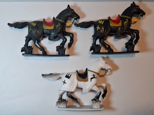 Knight medieval crusader - 3,