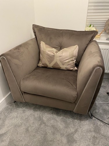 Dfs everleigh sofa armchair - everleigh,