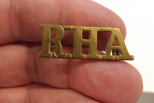 Metal military shoulder title - military,