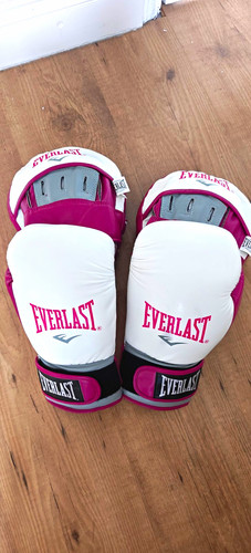 Everlast boxing gloves and - everlast,