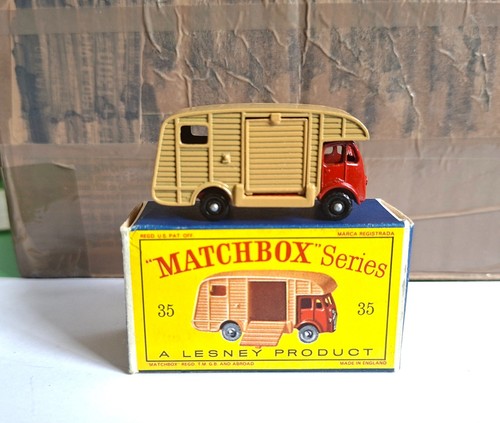 Matchbox horse box small - horse, box,