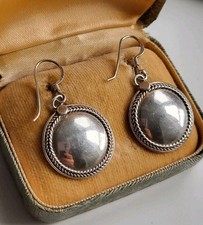 Sterling Silver Ornate Circle