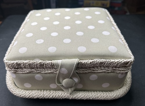 New hobbygift small sewing box - sewing,