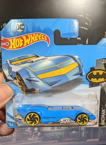 Batman batmobile hot wheels - batman,