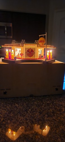 Shell service station clock - service,