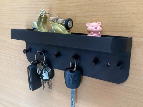 Plastic key hanger rack with - key,